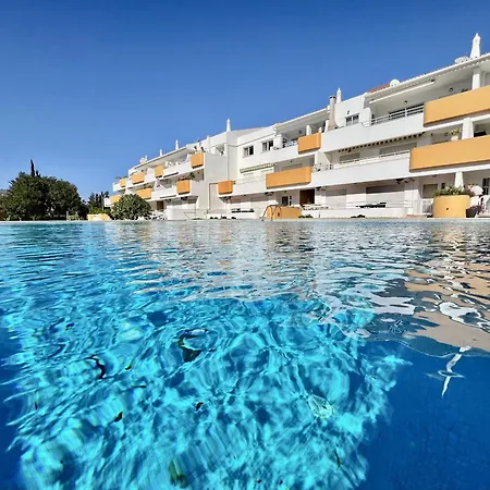 Fresh With Pool By Homing Apartment